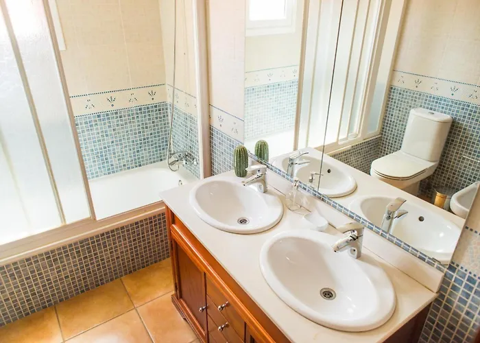 Atlantic Ocean Private Pool